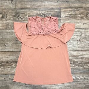 Express Lace Ruffle Blouse - Dusty Pink